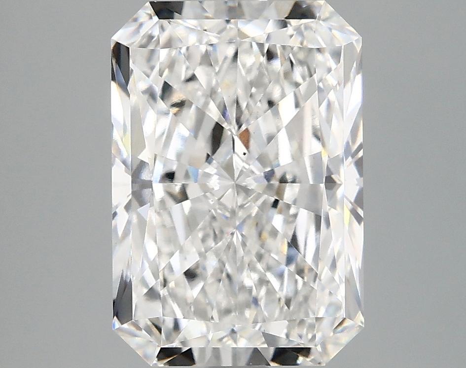 3.47 Carat Radiant Shaped Ideal Cut VS2 IGI Certified Lab Grown Diamond