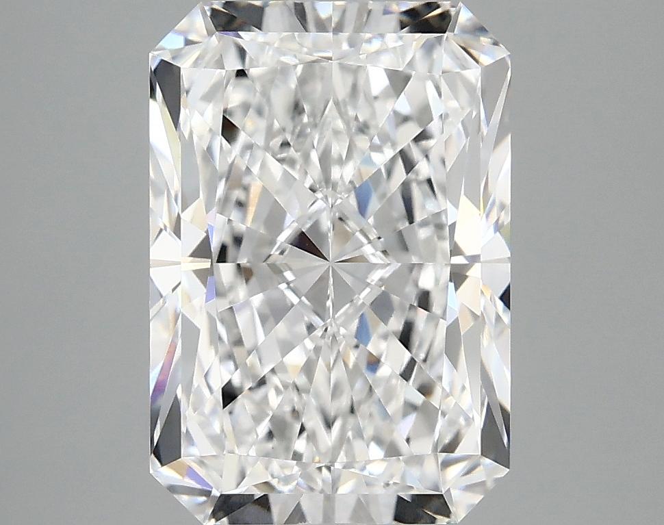 4.05 Carat Radiant Shaped Ideal Cut VVS2 IGI Certified Lab Grown Diamond