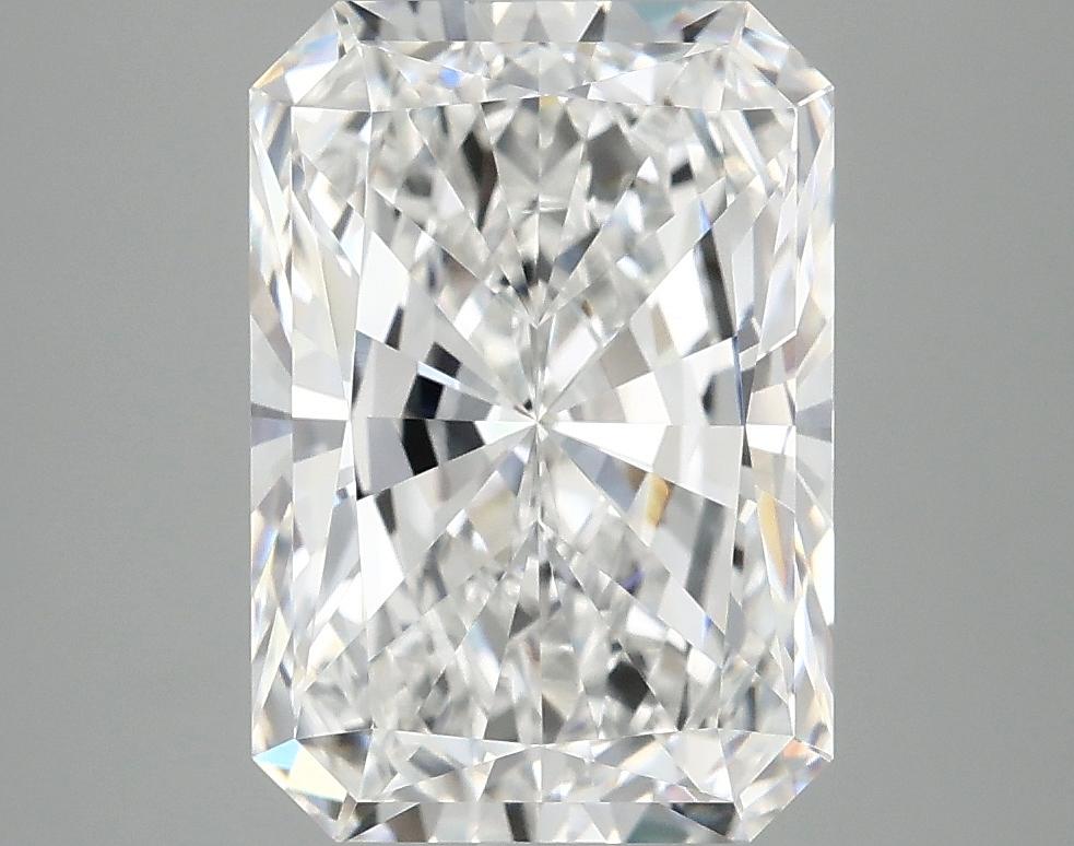 4.05 Carat Radiant Shaped Ideal Cut VVS2 IGI Certified Lab Grown Diamond