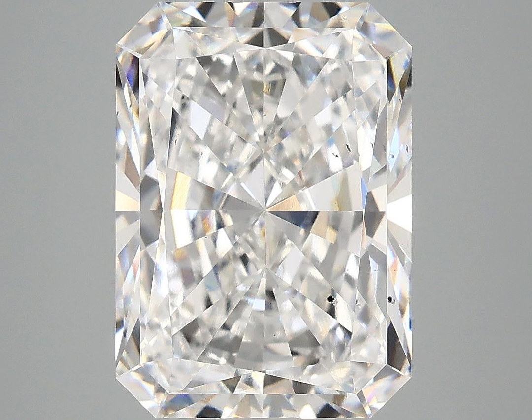 5.84 Carat Radiant Shaped Ideal Cut SI1 IGI Certified Lab Grown Diamond
