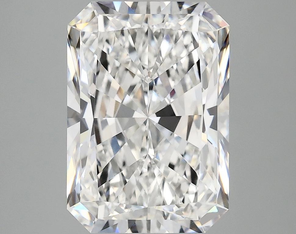 4.1 Carat Radiant Shaped Ideal Cut VVS2 IGI Certified Lab Grown Diamond