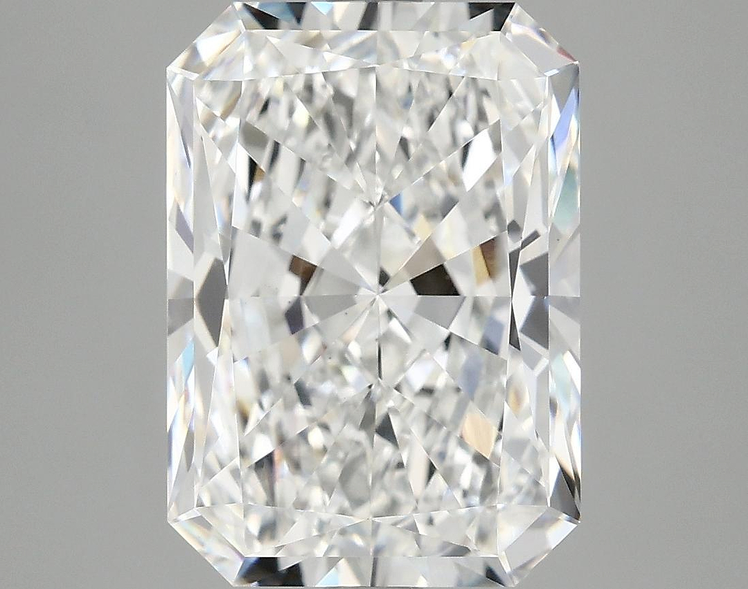 3.92 Carat Radiant Shaped Ideal Cut VS1 IGI Certified Lab Grown Diamond