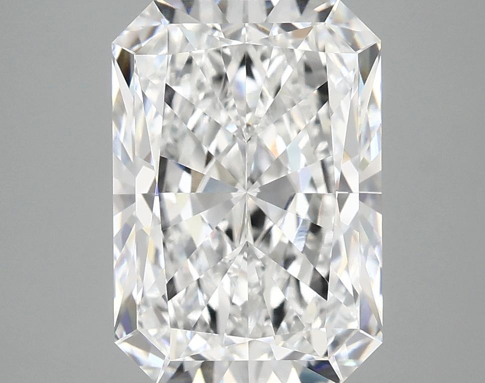 4.04 Carat Radiant Shaped Ideal Cut VVS2 IGI Certified Lab Grown Diamond