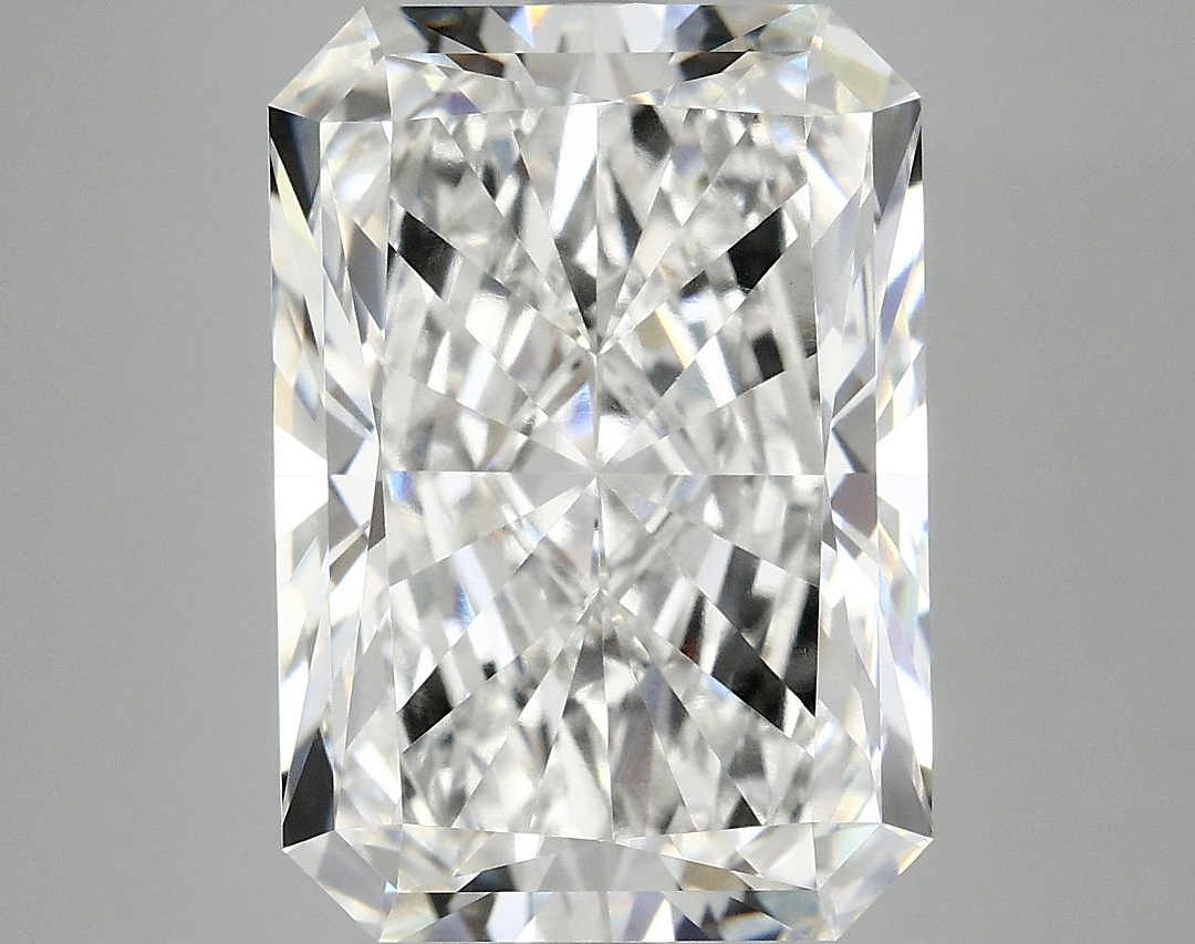 9.18 Carat Radiant Shaped Ideal Cut VVS2 IGI Certified Lab Grown Diamond