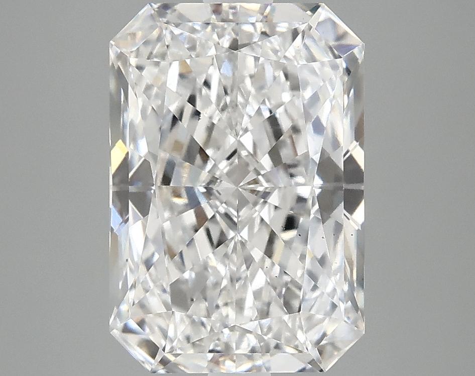 3.51 Carat Radiant Shaped Ideal Cut VS2 IGI Certified Lab Grown Diamond