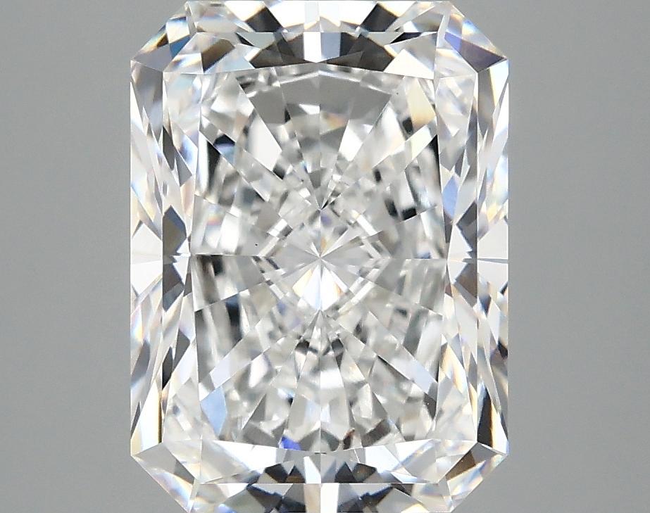 4.01 Carat Radiant Shaped Excellent Cut VVS2 IGI Certified Lab Grown Diamond