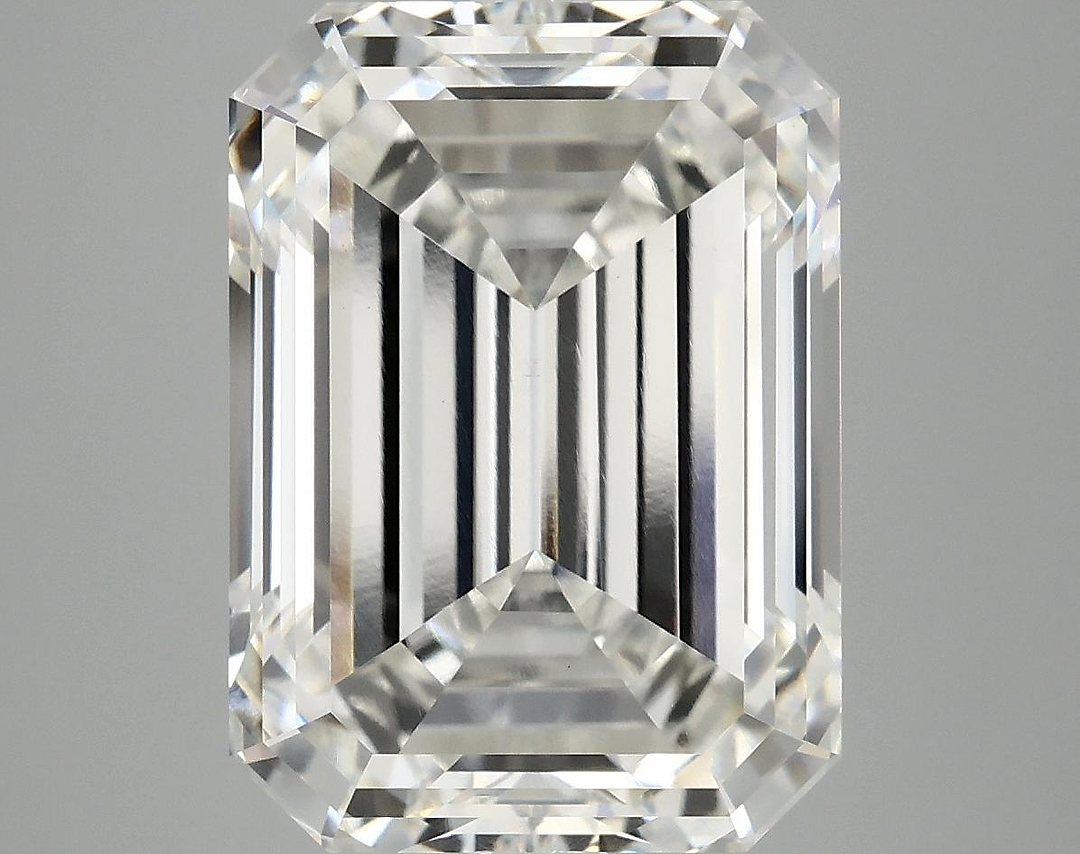 8.0 Carat Emerald Shaped Excellent Cut VS1 IGI Certified Lab Grown Diamond