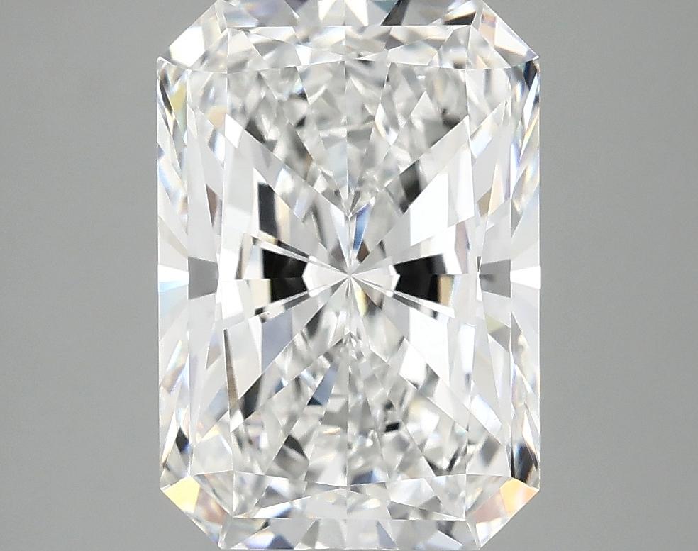 3.87 Carat Radiant Shaped Ideal Cut VVS2 IGI Certified Lab Grown Diamond