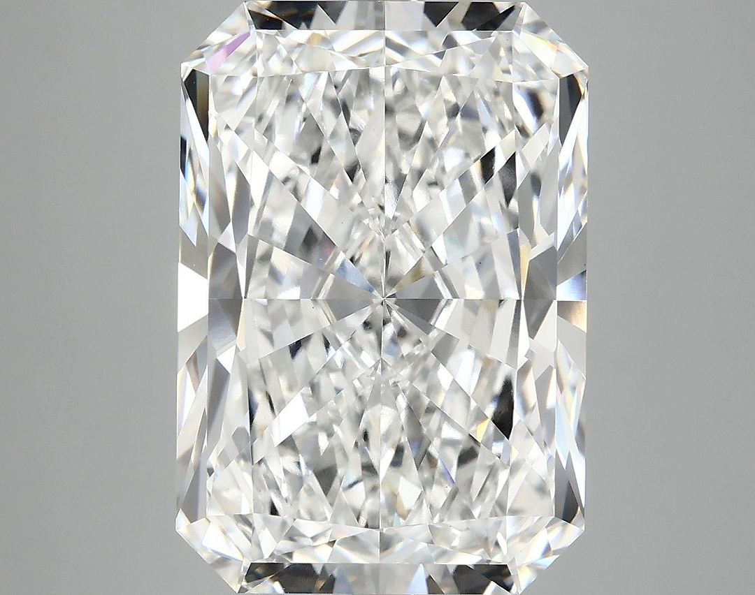 9.49 Carat Radiant Shaped Ideal Cut VS1 IGI Certified Lab Grown Diamond