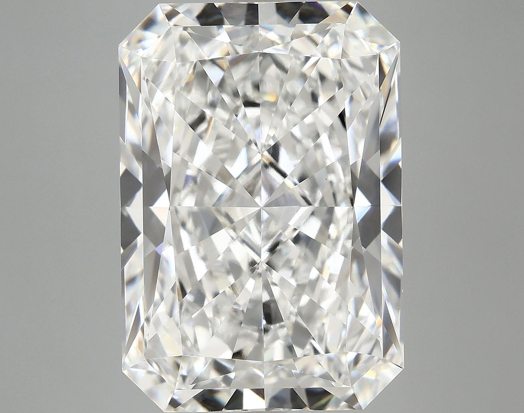 11.0 Carat Radiant Shaped Ideal Cut VVS2 IGI Certified Lab Grown Diamond