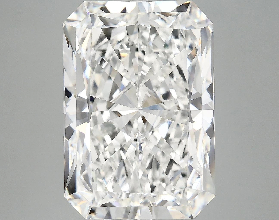 9.06 Carat Radiant Shaped Ideal Cut VVS2 IGI Certified Lab Grown Diamond