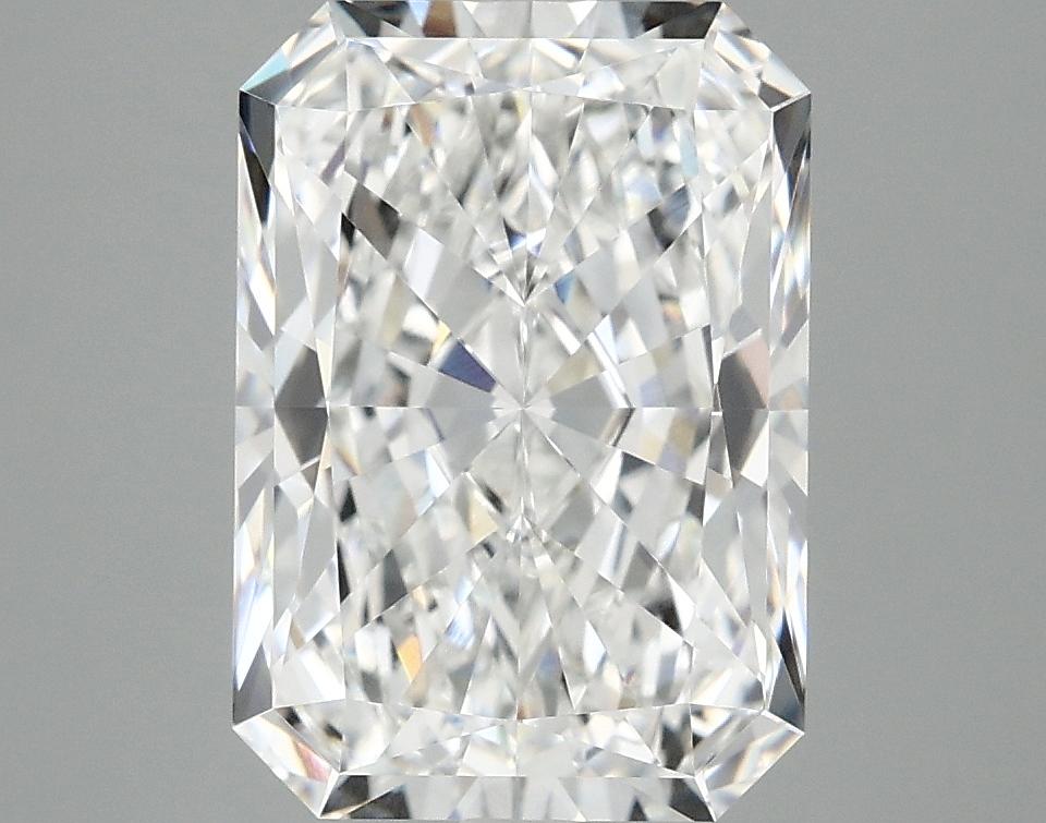 4.05 Carat Radiant Shaped Ideal Cut VVS2 IGI Certified Lab Grown Diamond