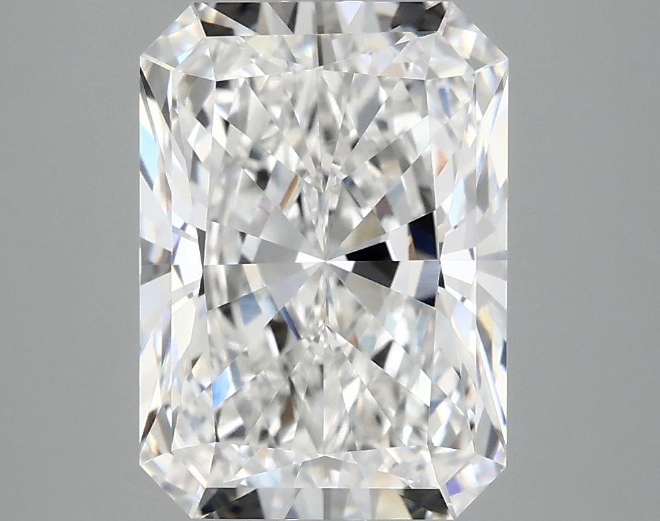 4.1 Carat Radiant Shaped Ideal Cut VVS2 IGI Certified Lab Grown Diamond