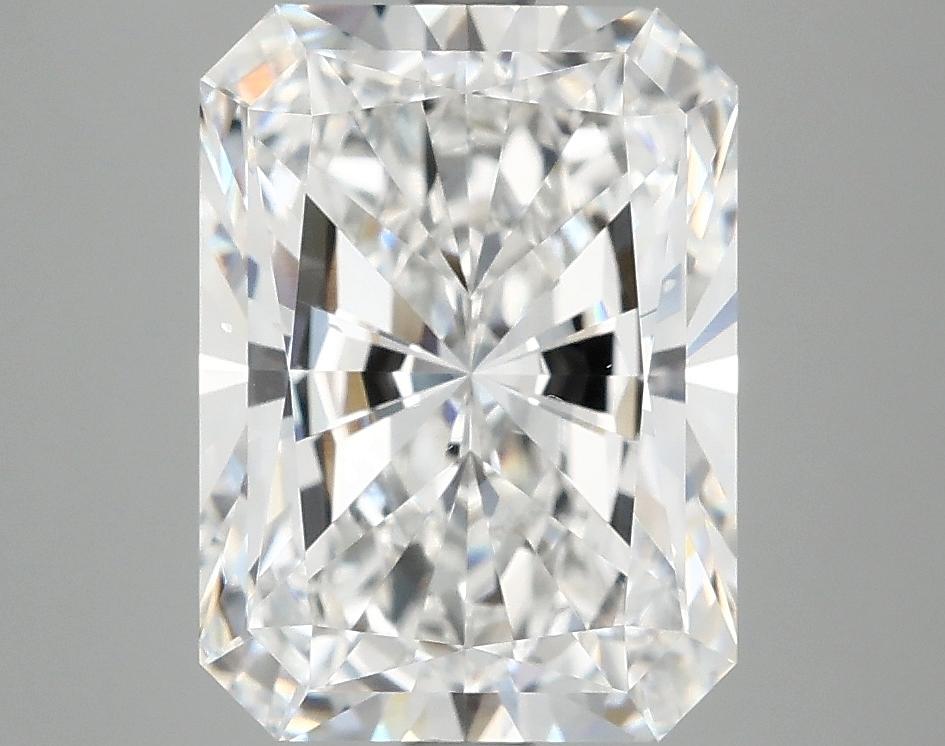 4.1 Carat Radiant Shaped Excellent Cut VS2 IGI Certified Lab Grown Diamond