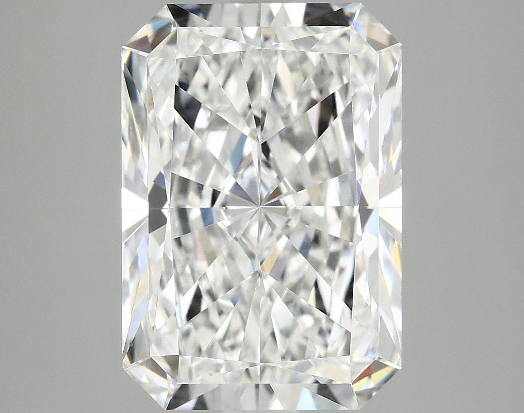 4.06 Carat Radiant Shaped Ideal Cut VVS2 IGI Certified Lab Grown Diamond