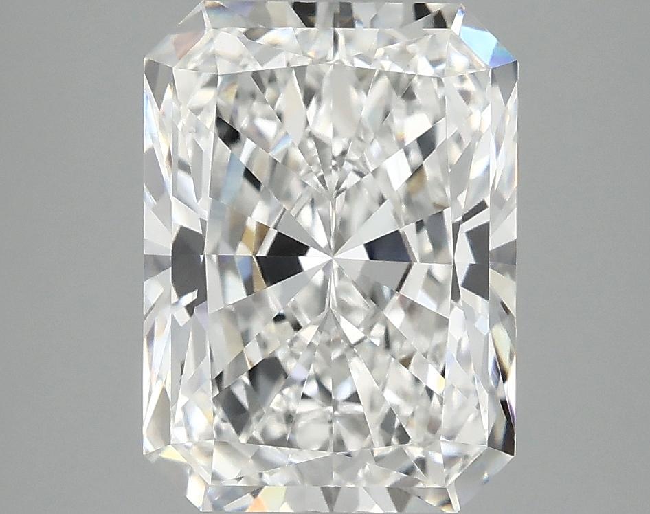 3.98 Carat Radiant Shaped Excellent Cut VVS2 IGI Certified Lab Grown Diamond