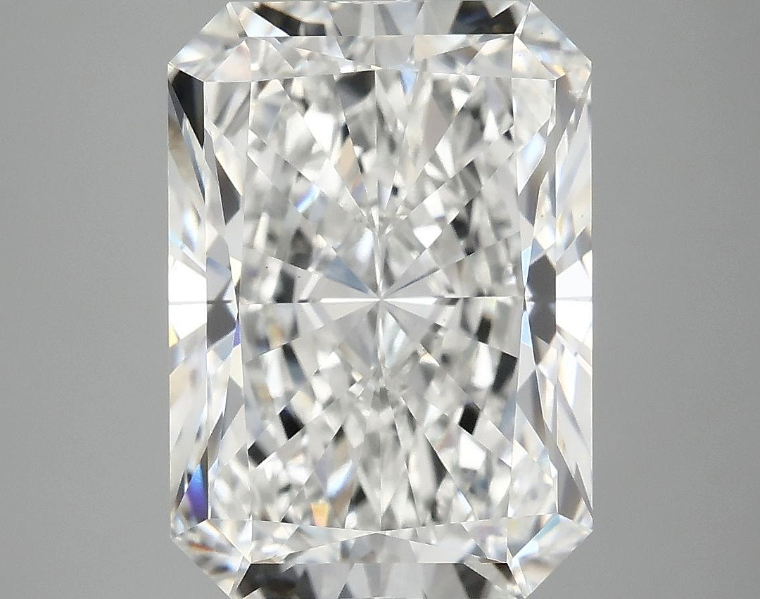 6.81 Carat Radiant Shaped Ideal Cut VS2 IGI Certified Lab Grown Diamond