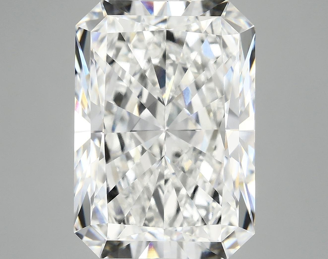 9.49 Carat Radiant Shaped Ideal Cut VVS2 IGI Certified Lab Grown Diamond