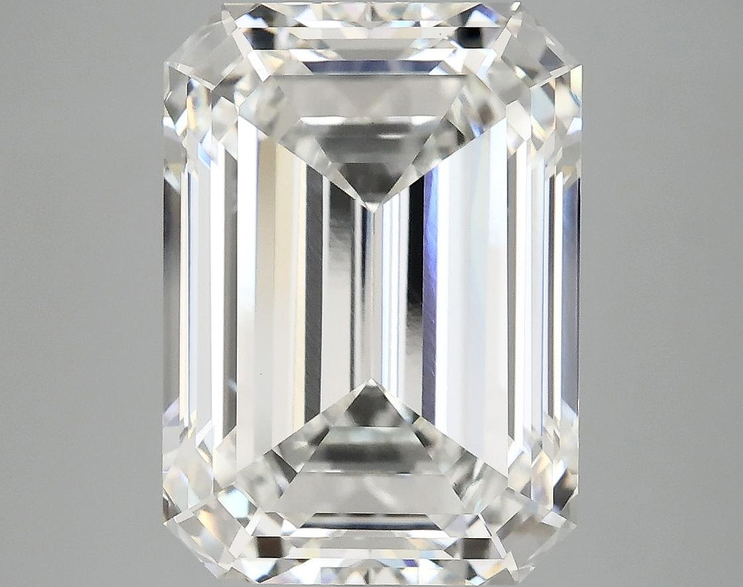 7.18 Carat Emerald Shaped Ideal Cut VVS2 IGI Certified Lab Grown Diamond