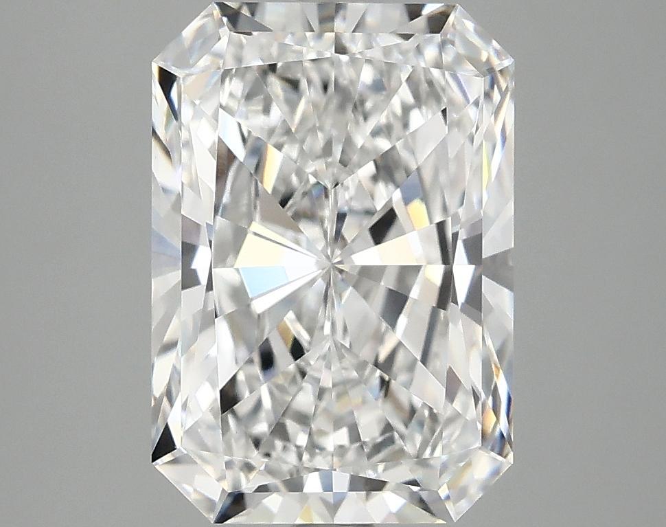 3.97 Carat Radiant Shaped Ideal Cut VVS2 IGI Certified Lab Grown Diamond