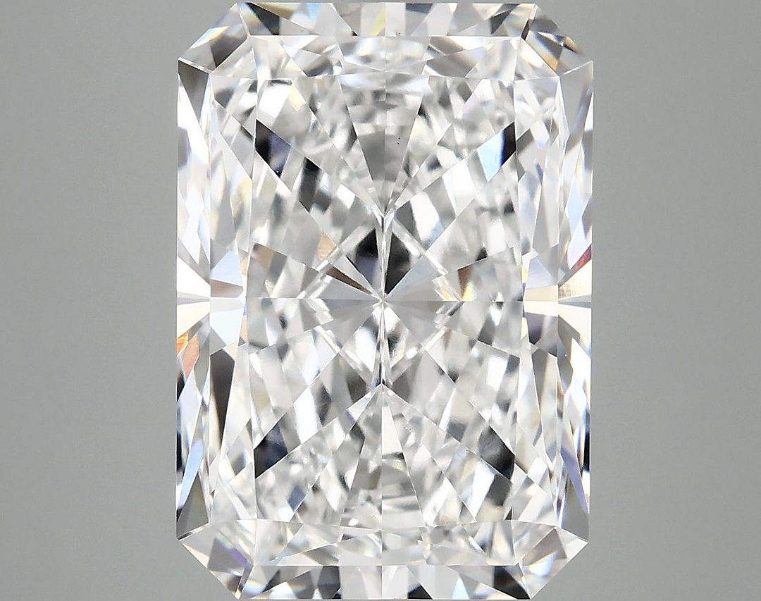 8.38 Carat Radiant Shaped Ideal Cut VVS2 IGI Certified Lab Grown Diamond