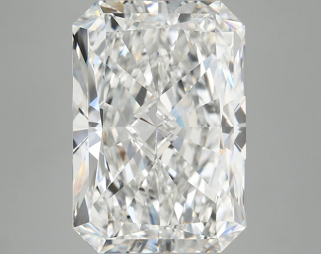 10.57 Carat Radiant Shaped Ideal Cut VVS2 IGI Certified Lab Grown Diamond