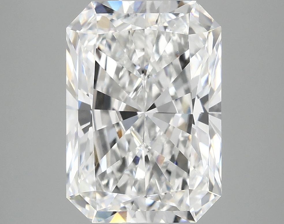 4.19 Carat Radiant Shaped Ideal Cut VVS2 IGI Certified Lab Grown Diamond