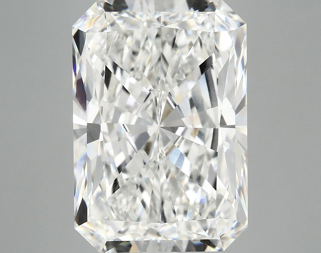 9.9 Carat Radiant Shaped Ideal Cut VVS2 IGI Certified Lab Grown Diamond