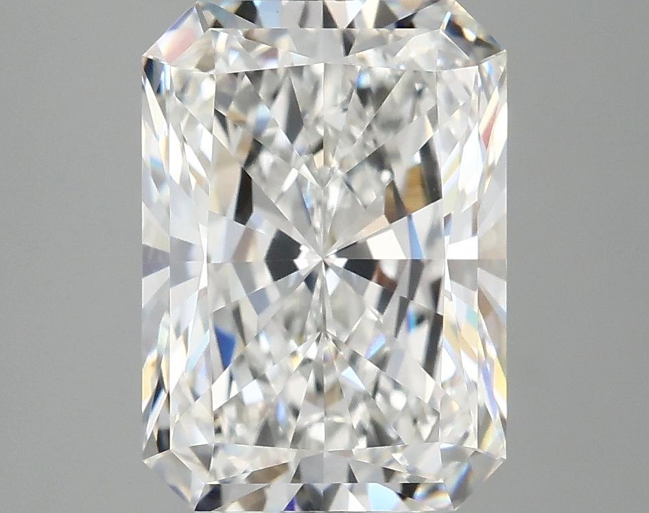 4.04 Carat Radiant Shaped Ideal Cut VVS2 IGI Certified Lab Grown Diamond