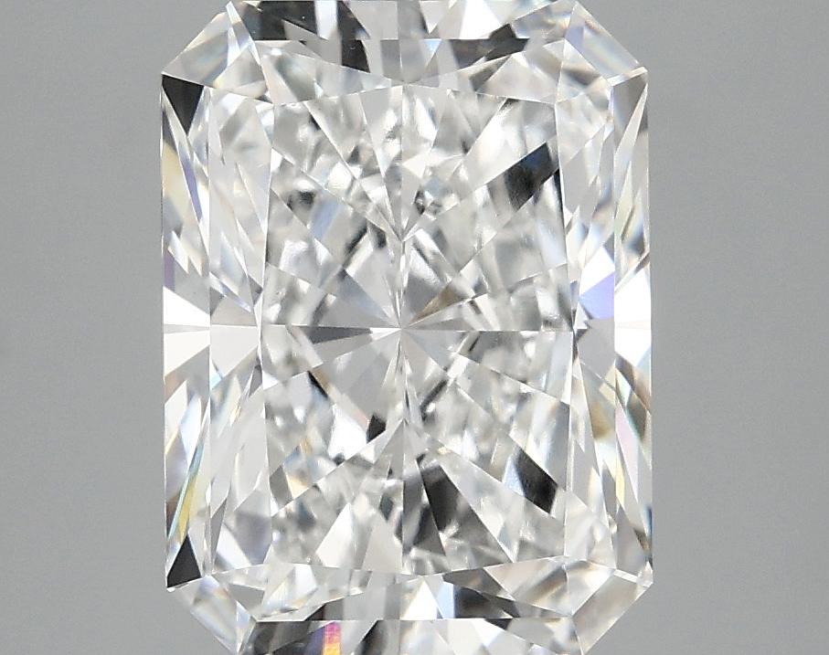 4.09 Carat Radiant Shaped Excellent Cut VVS2 IGI Certified Lab Grown Diamond