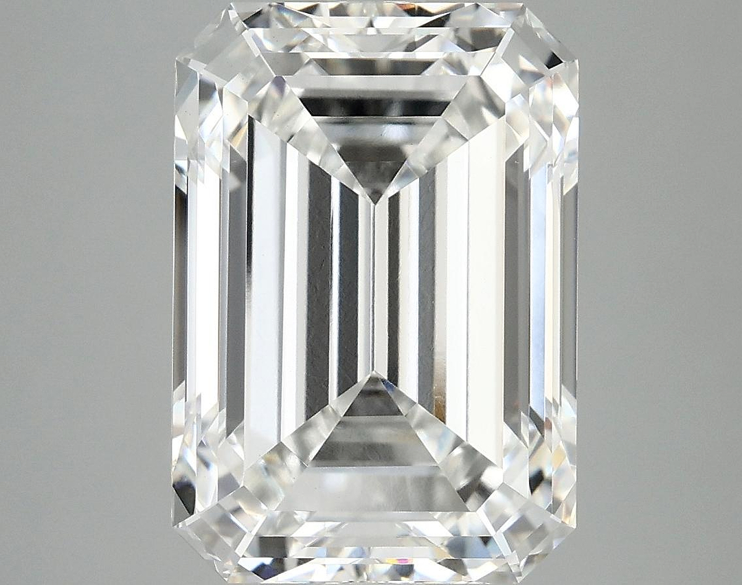 7.2 Carat Emerald Shaped Ideal Cut VVS2 IGI Certified Lab Grown Diamond