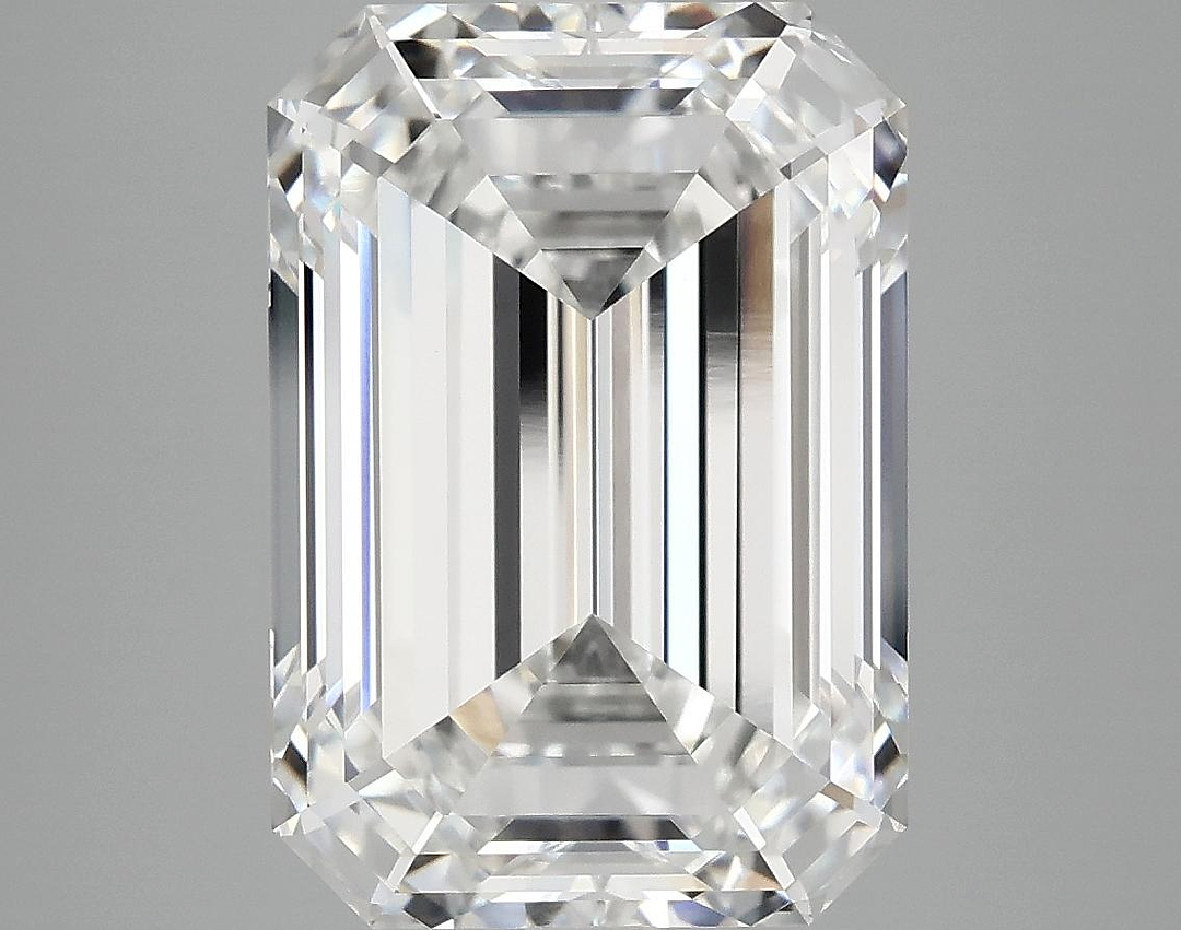 7.2 Carat Emerald Shaped Ideal Cut VVS2 IGI Certified Lab Grown Diamond