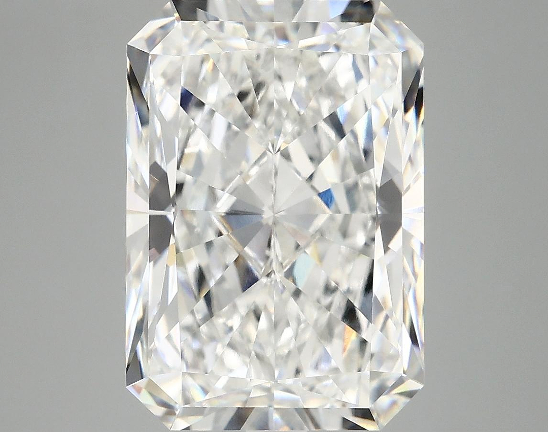 7.39 Carat Radiant Shaped Ideal Cut VVS2 IGI Certified Lab Grown Diamond