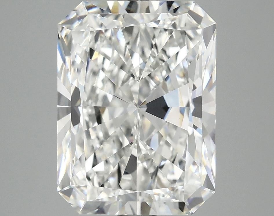 3.98 Carat Radiant Shaped Excellent Cut VVS2 IGI Certified Lab Grown Diamond