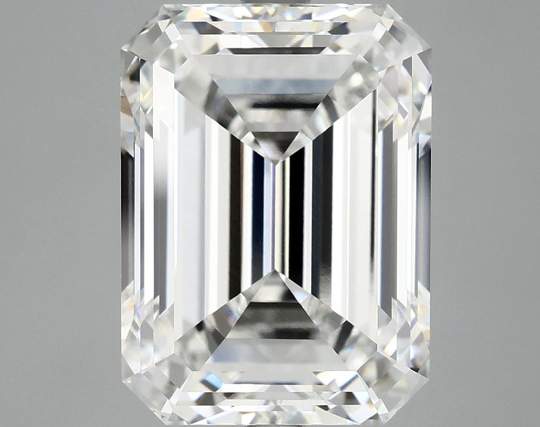 7.95 Carat Emerald Shaped Excellent Cut VVS2 IGI Certified Lab Grown Diamond