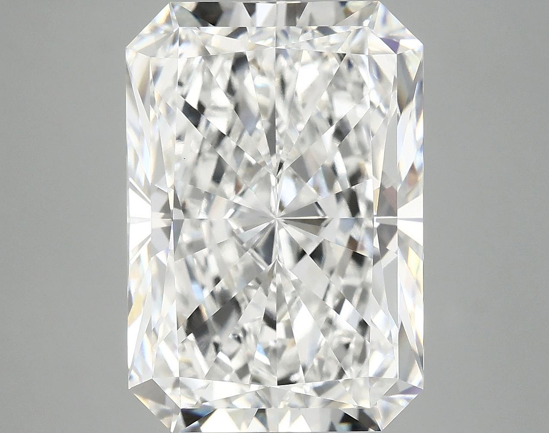 8.79 Carat Radiant Shaped Ideal Cut VVS2 IGI Certified Lab Grown Diamond
