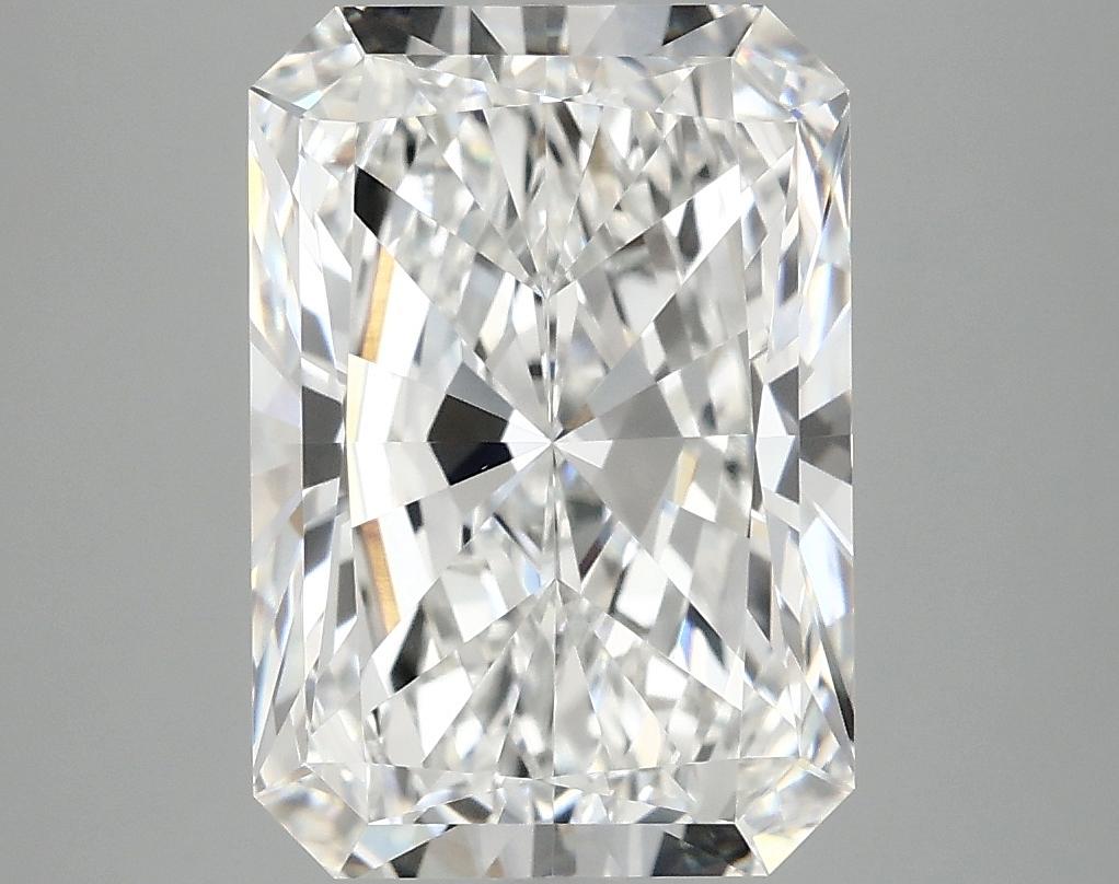 4.51 Carat Radiant Shaped Ideal Cut VVS2 IGI Certified Lab Grown Diamond