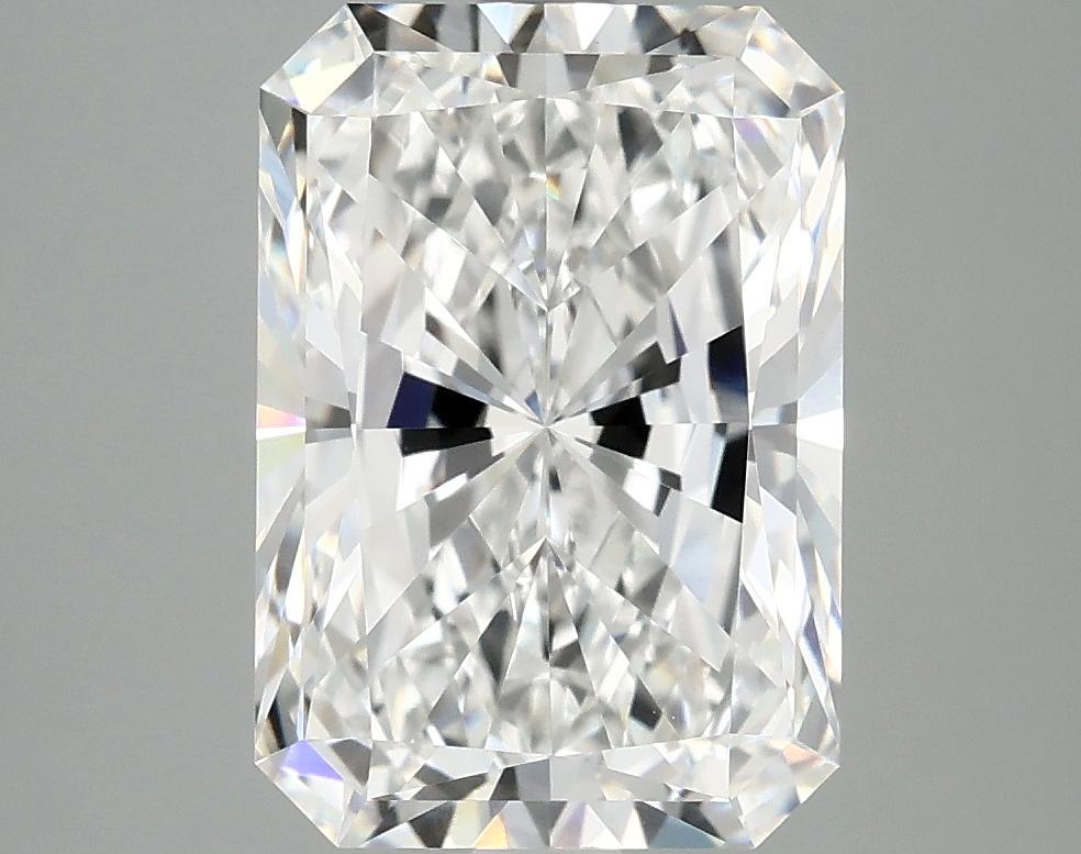 4.1 Carat Radiant Shaped Ideal Cut VVS2 IGI Certified Lab Grown Diamond