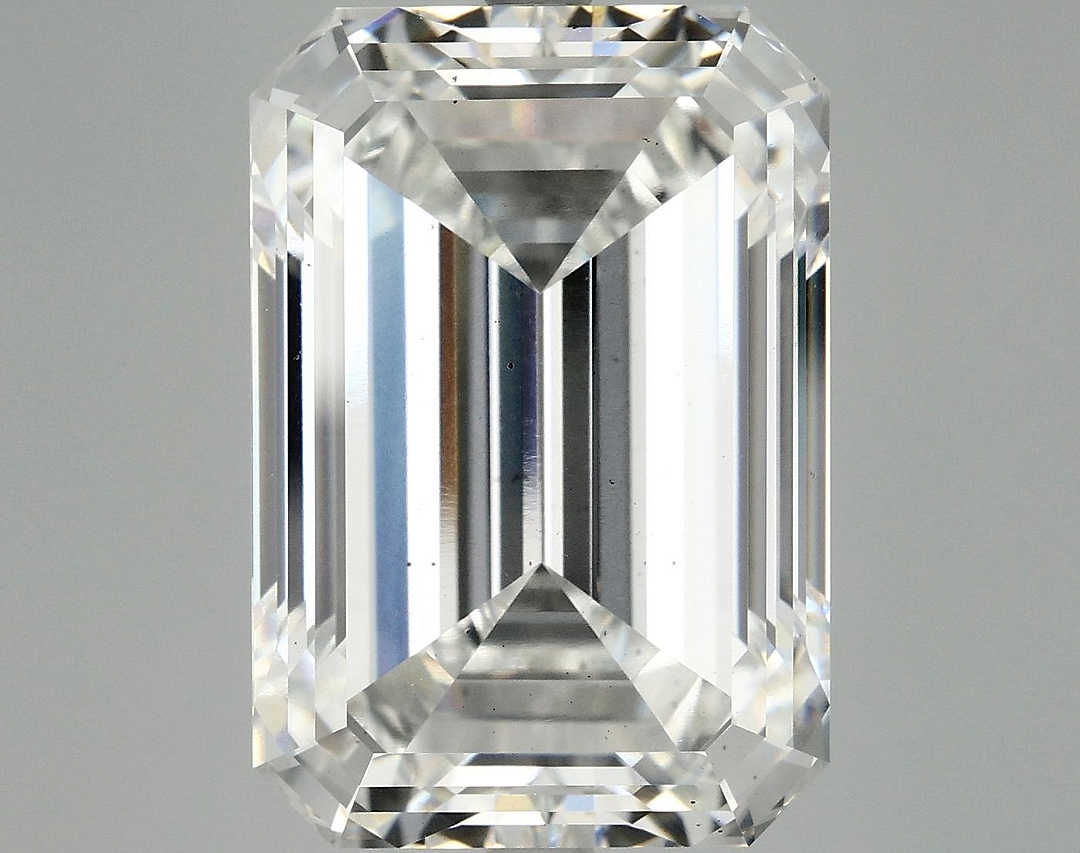 13.31 Carat Emerald Shaped Ideal Cut SI1 IGI Certified Lab Grown Diamond