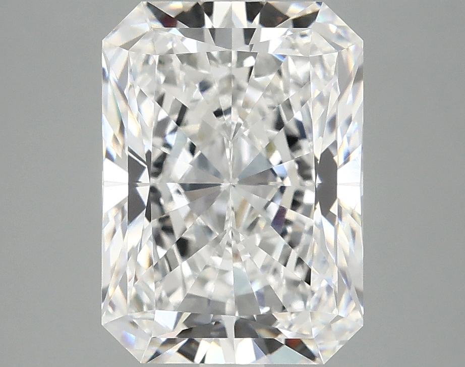 3.98 Carat Radiant Shaped Excellent Cut VVS2 IGI Certified Lab Grown Diamond
