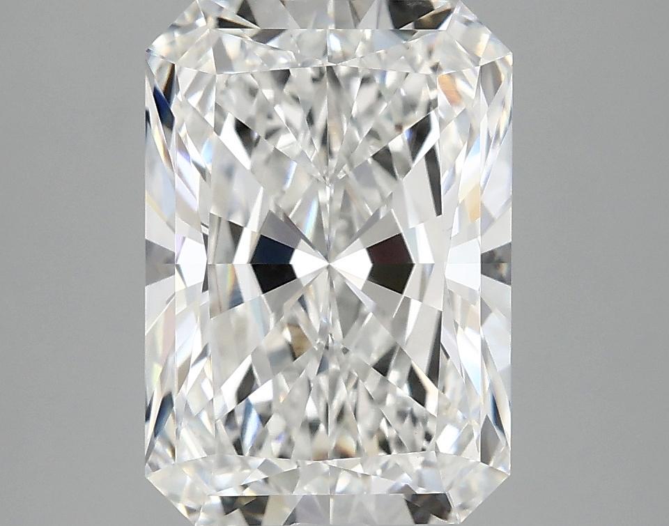 4.05 Carat Radiant Shaped Ideal Cut VVS2 IGI Certified Lab Grown Diamond