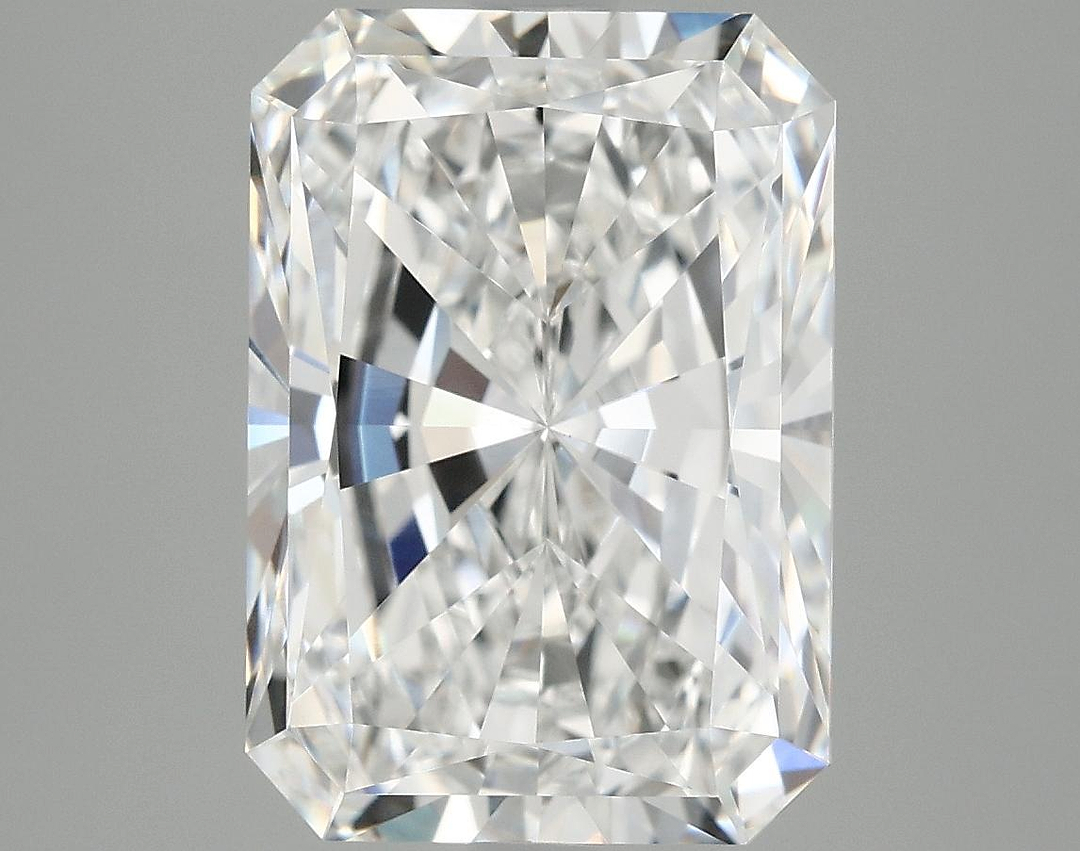 4.08 Carat Radiant Shaped Ideal Cut VVS2 IGI Certified Lab Grown Diamond