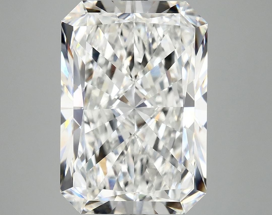 9.62 Carat Radiant Shaped Ideal Cut VVS2 IGI Certified Lab Grown Diamond
