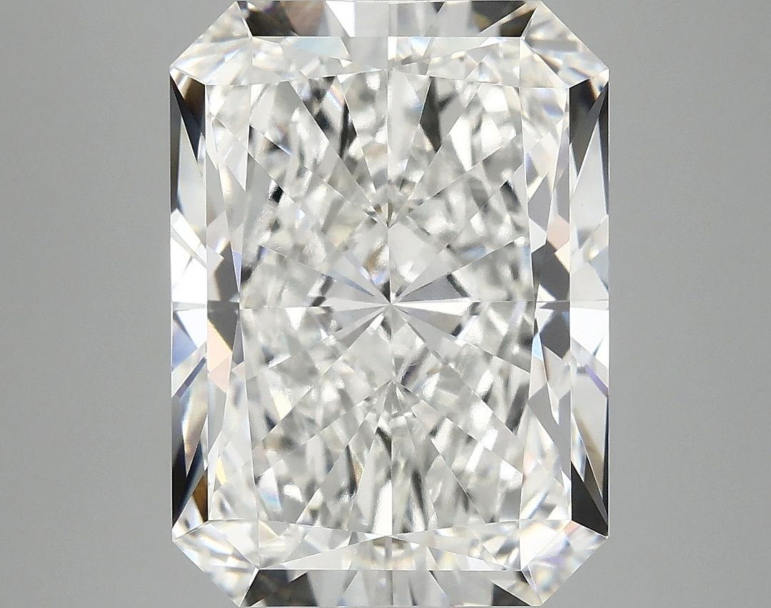 7.87 Carat Radiant Shaped Excellent Cut VVS2 IGI Certified Lab Grown Diamond