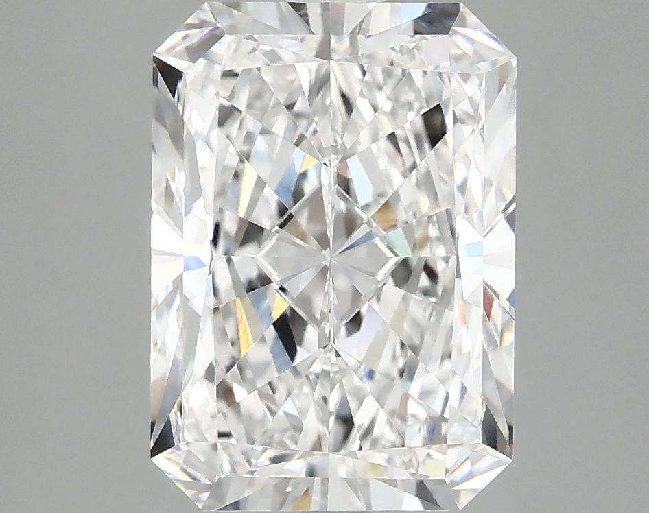 4.03 Carat Radiant Shaped Ideal Cut VVS2 IGI Certified Lab Grown Diamond