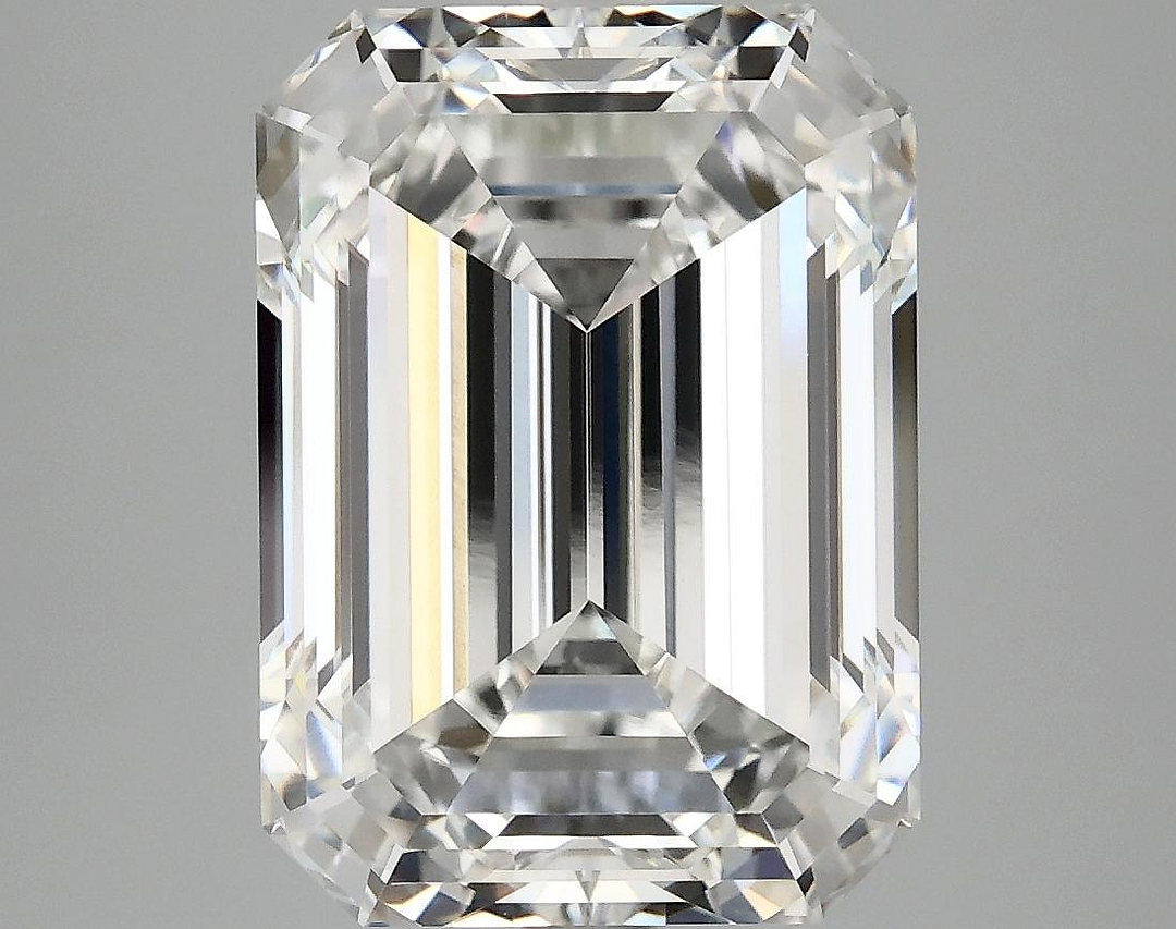 7.19 Carat Emerald Shaped Excellent Cut VVS2 IGI Certified Lab Grown Diamond