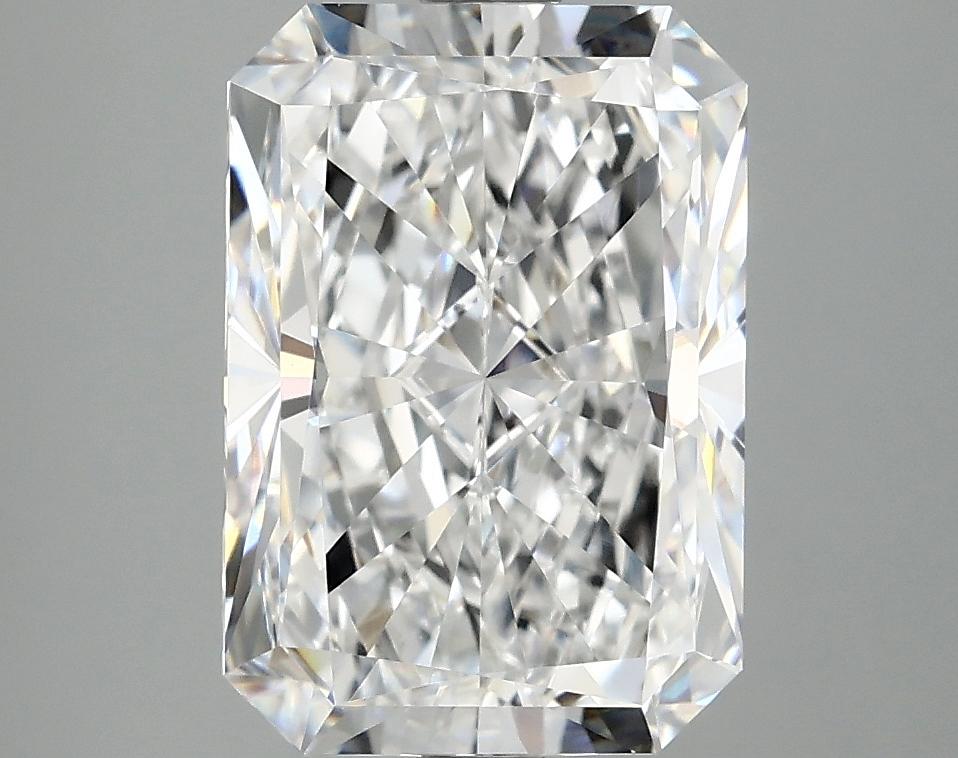 3.97 Carat Radiant Shaped Ideal Cut VVS2 IGI Certified Lab Grown Diamond