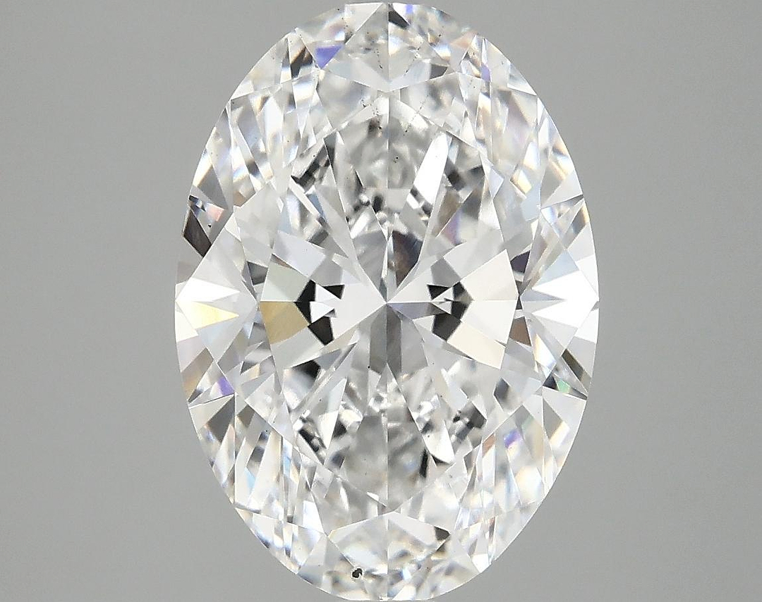 4.1 Carat Oval Shaped Ideal Cut VS2 IGI Certified Lab Grown Diamond