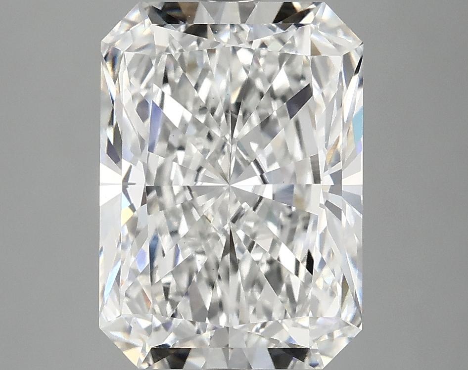 3.93 Carat Radiant Shaped Ideal Cut VVS2 IGI Certified Lab Grown Diamond