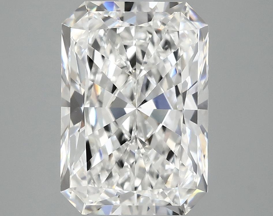 3.43 Carat Radiant Shaped Ideal Cut VVS2 IGI Certified Lab Grown Diamond